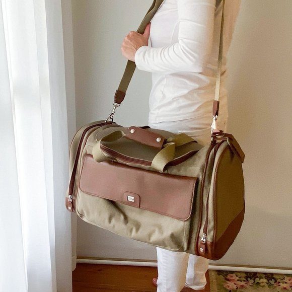 Cutter & Buck Duffel Bag Overnight Bag - Picture 1 of 16